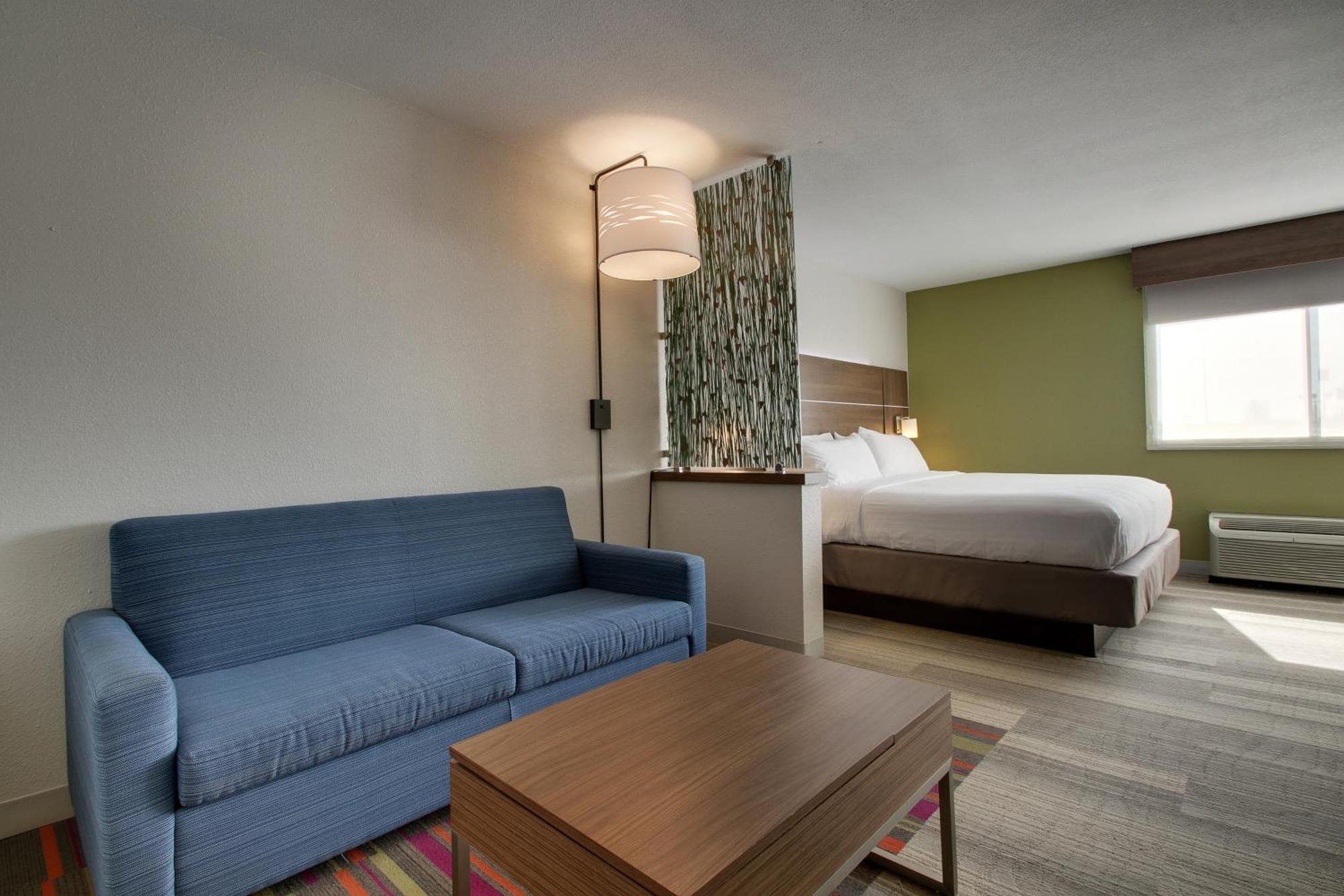 Holiday Inn Express & Suites Wapakoneta By Ihg Εξωτερικό φωτογραφία